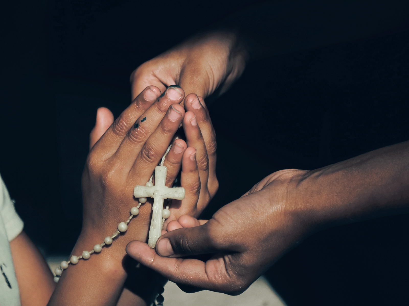 Protecting-persecuted-christians-photo-38-conversion